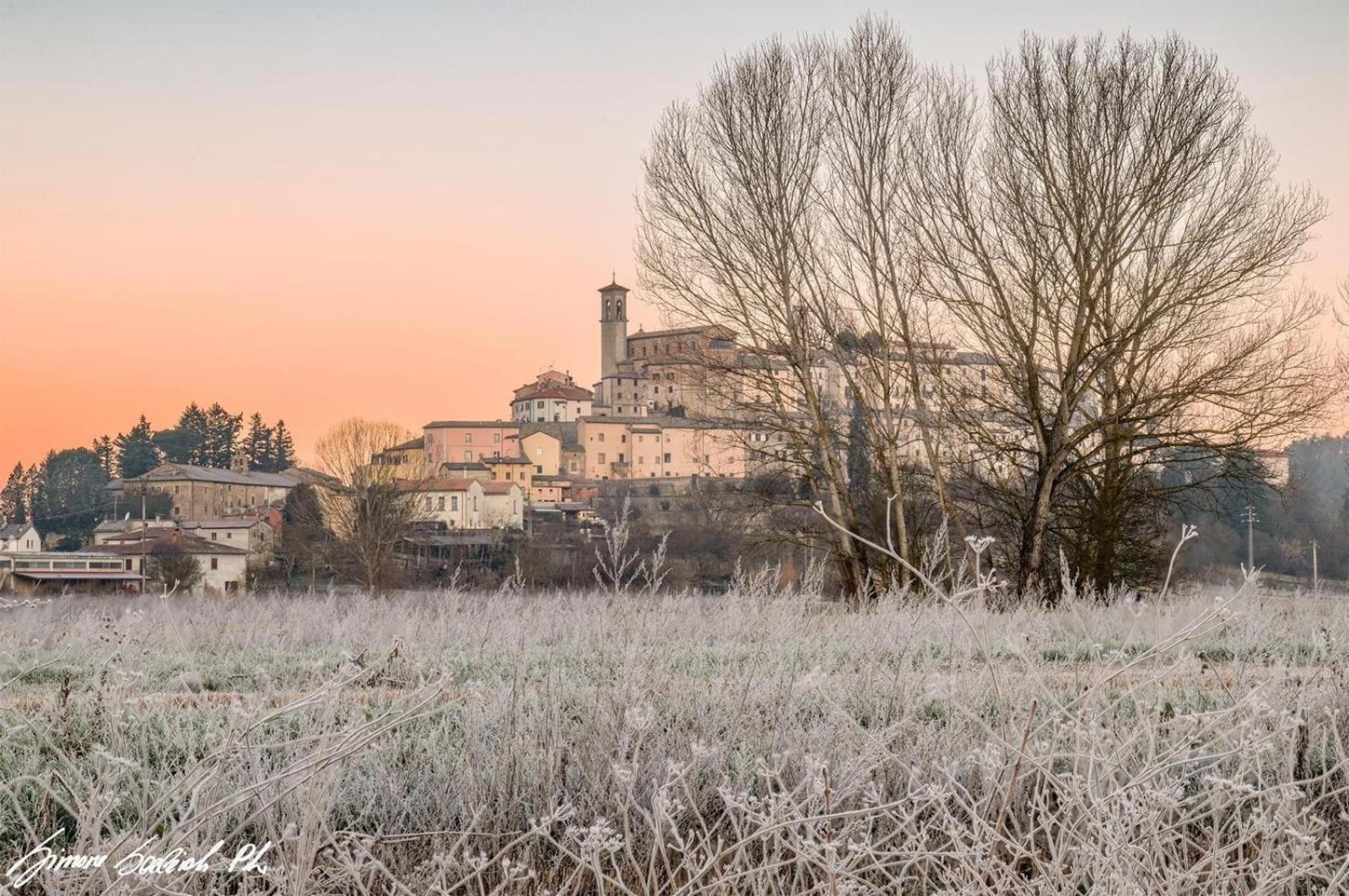 Вилла Casa Pifaro Monterchi Экстерьер фото